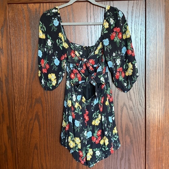 Yumi Kim Lady Boss Romper size XS. EUC - Picture 6 of 11